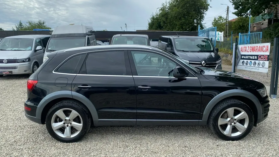 AUDI Q5 -