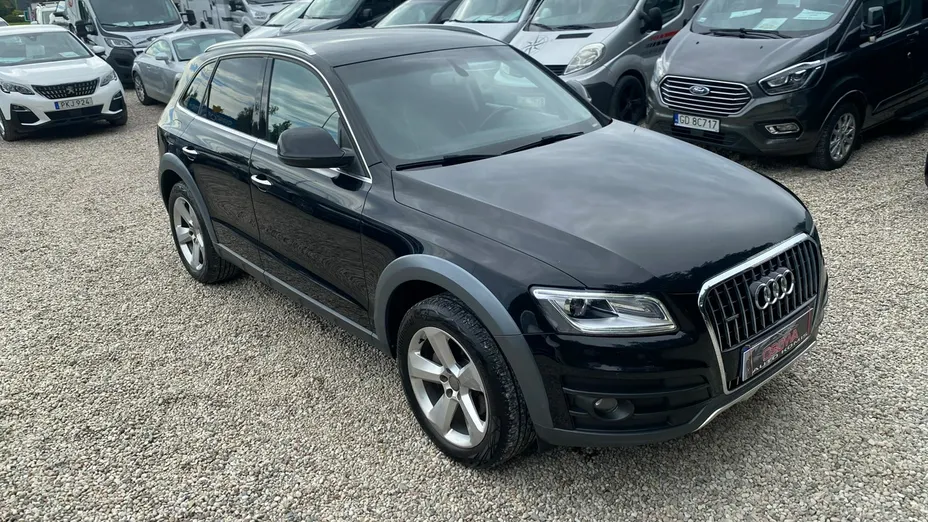 AUDI Q5 -