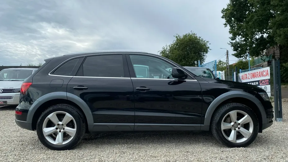 AUDI Q5 -