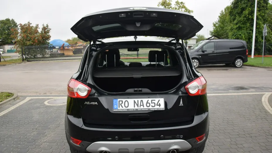 FORD Kuga -