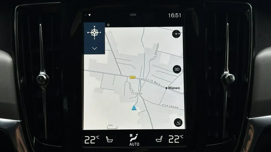 VOLVO V90 -