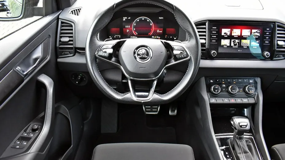 SKODA Karoq -