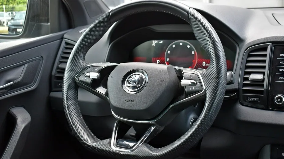 SKODA Karoq -