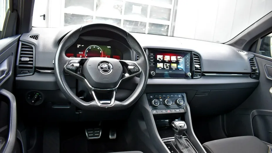 SKODA Karoq -