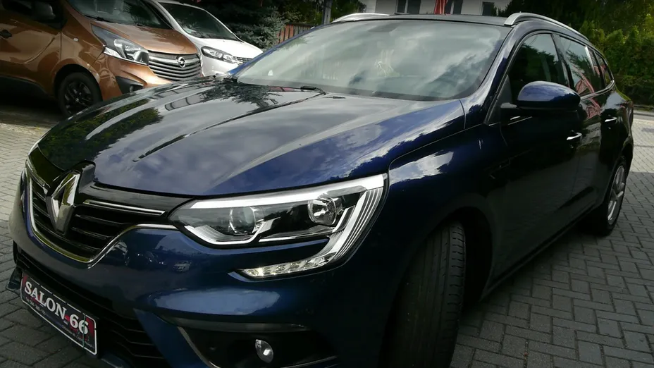 RENAULT Megane -