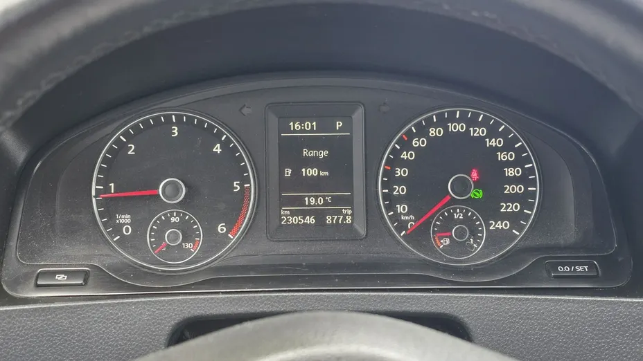 VOLKSWAGEN Multivan -