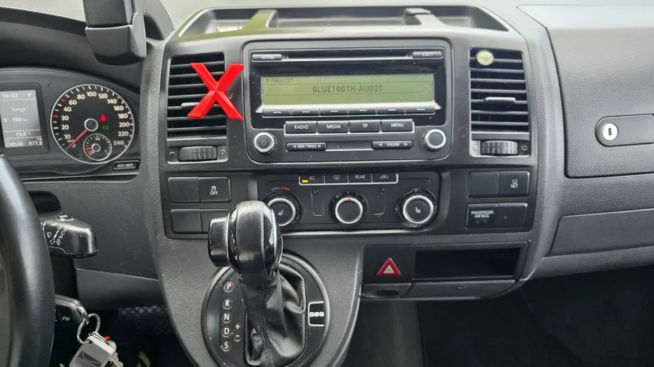 VOLKSWAGEN Multivan -