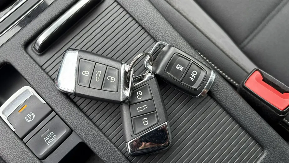 VOLKSWAGEN Passat -