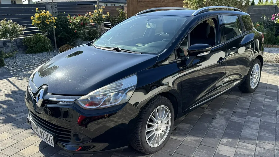 RENAULT Clio -
