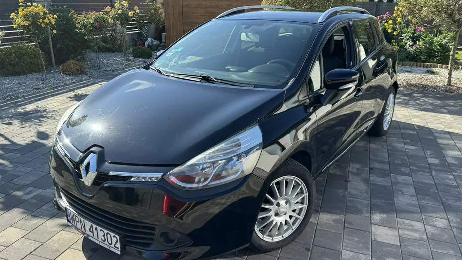 RENAULT Clio -