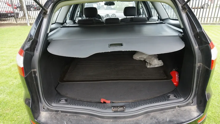 FORD Mondeo -