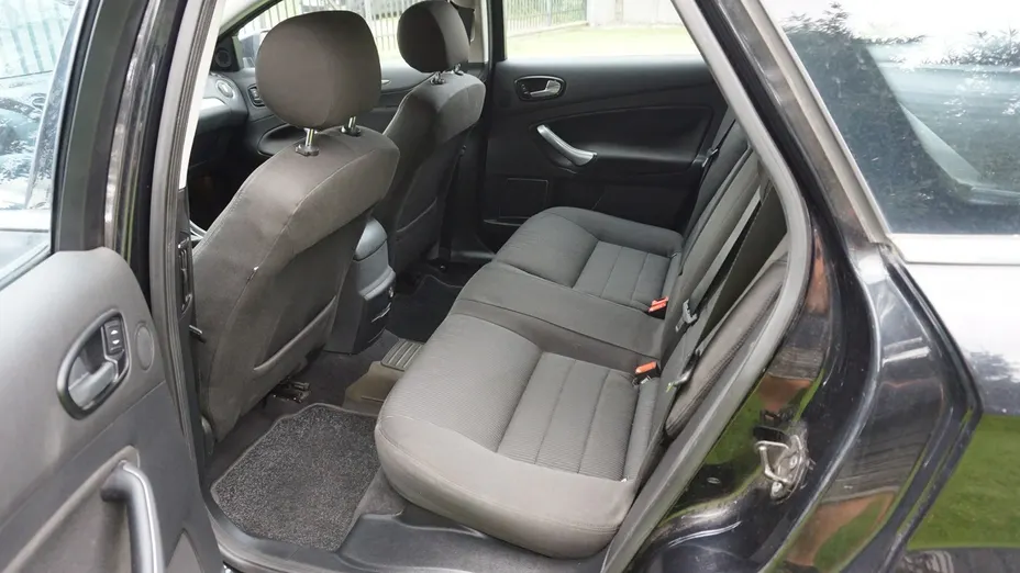 FORD Mondeo -