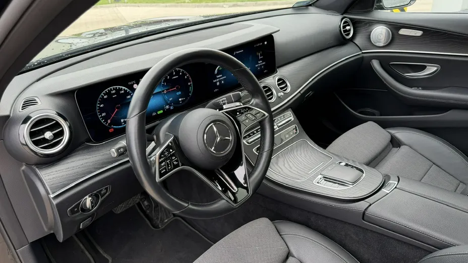 MERCEDES-BENZ E Klasa -