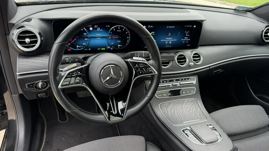 MERCEDES-BENZ E Klasa -