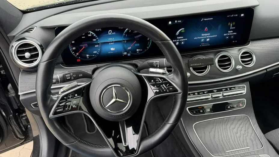 MERCEDES-BENZ E Klasa -