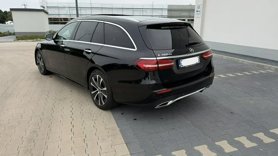 MERCEDES-BENZ E Klasa -