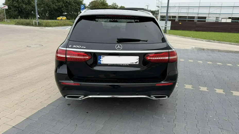 MERCEDES-BENZ E Klasa -