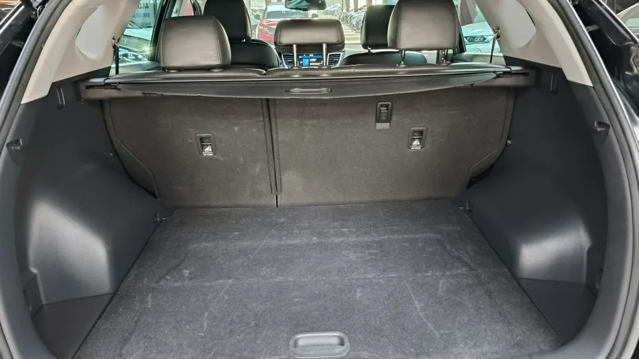 HYUNDAI Tucson -