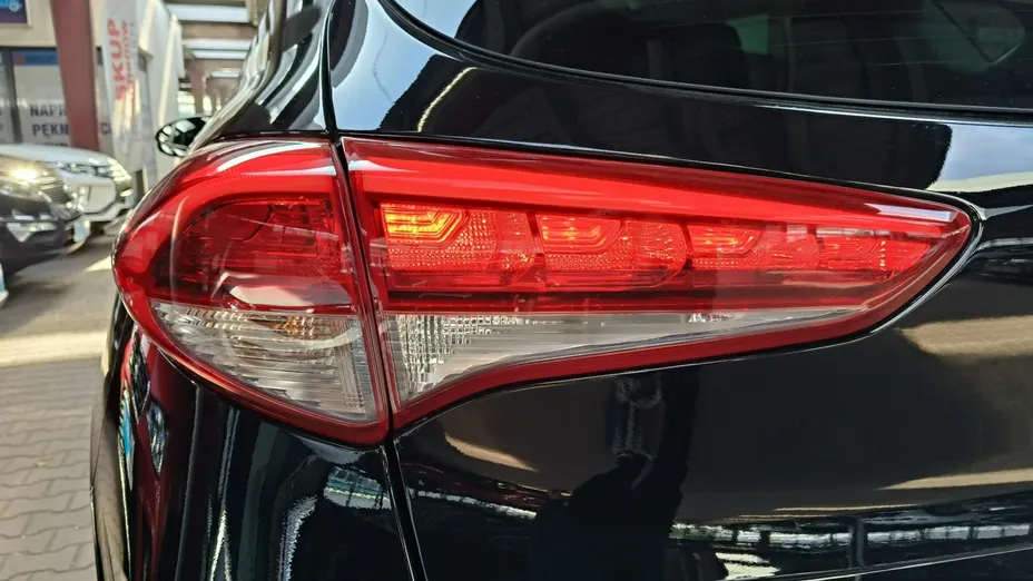 HYUNDAI Tucson -