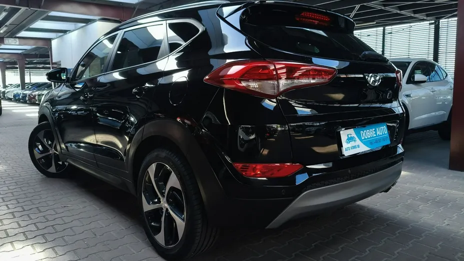 HYUNDAI Tucson -