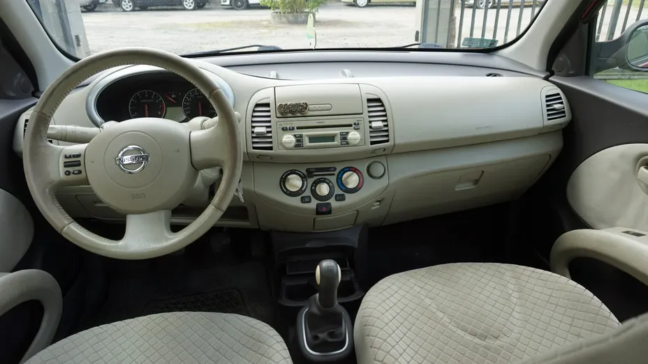 NISSAN Micra -