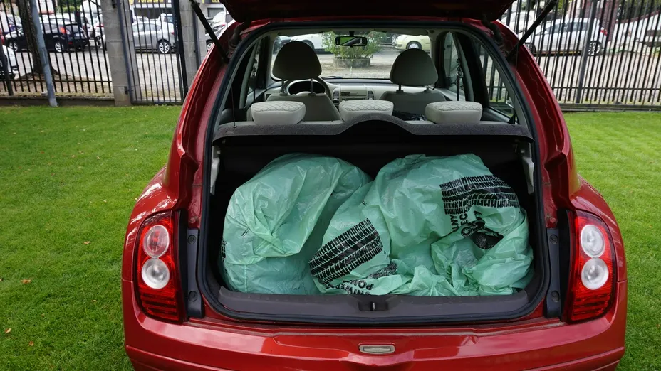 NISSAN Micra -