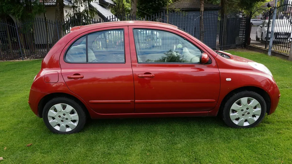 NISSAN Micra -