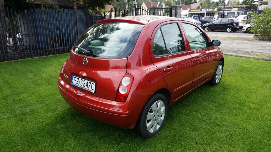 NISSAN Micra -