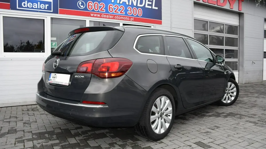 OPEL Astra -
