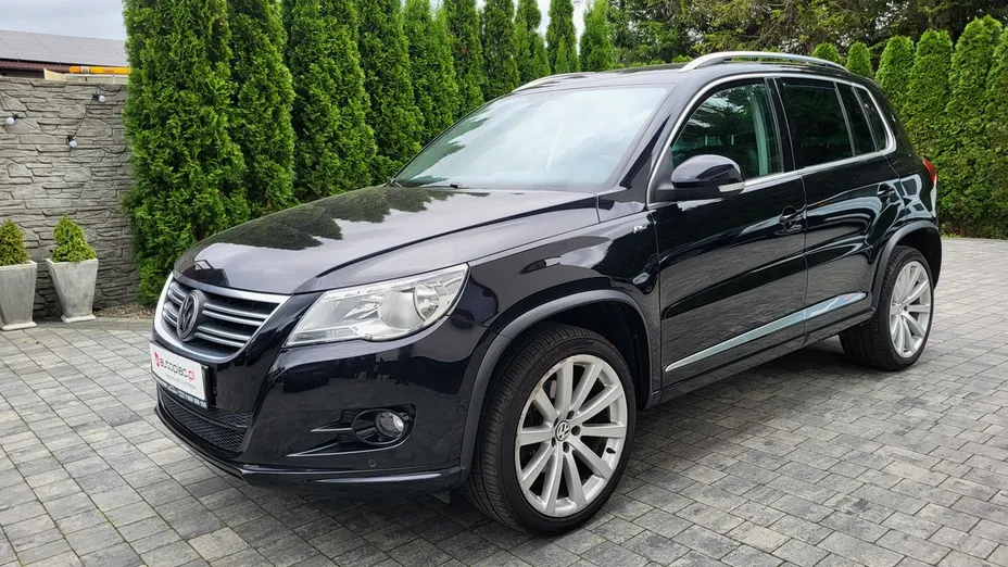 VOLKSWAGEN Tiguan -