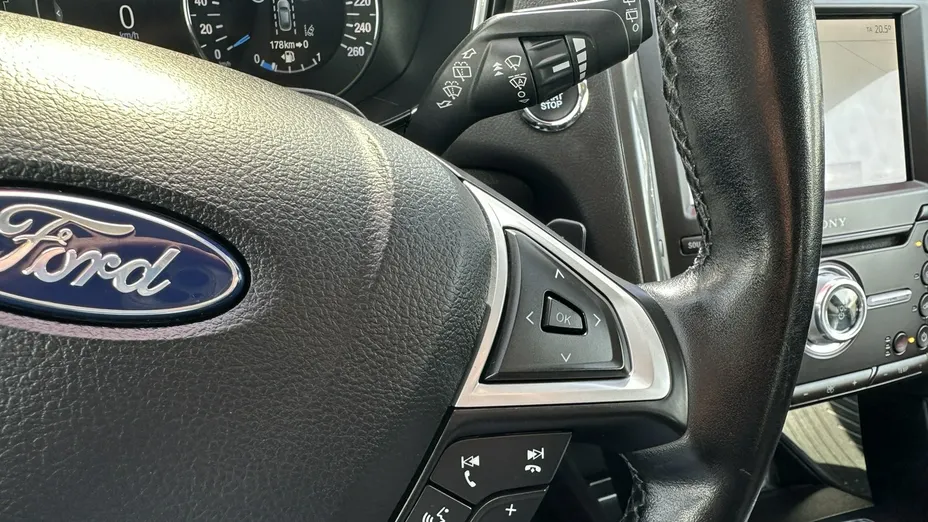 FORD Mondeo -