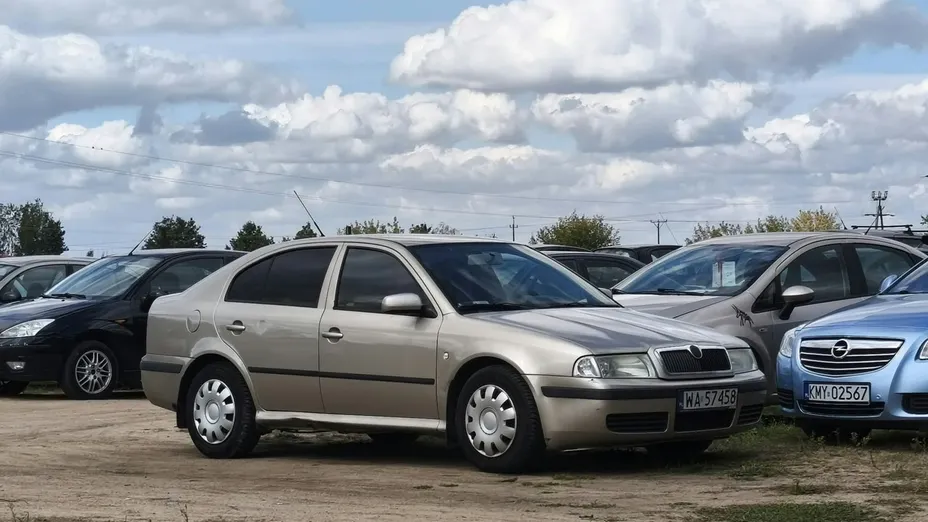 SKODA Octavia -