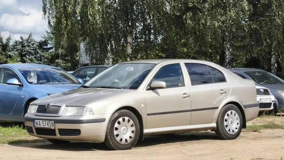 SKODA Octavia -