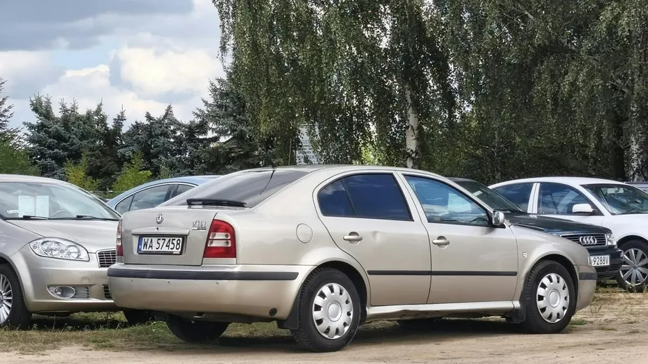 SKODA Octavia -