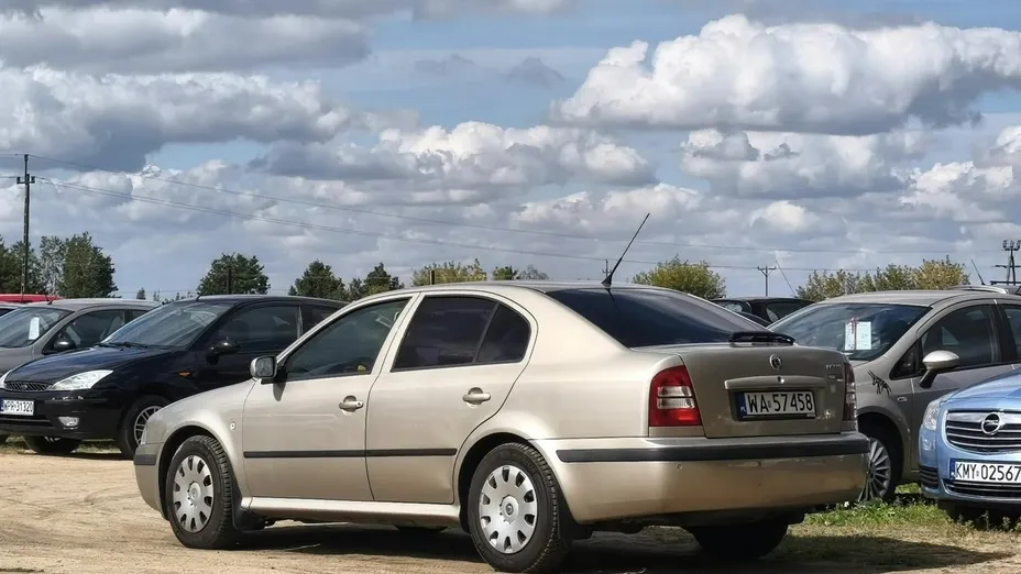 SKODA Octavia -