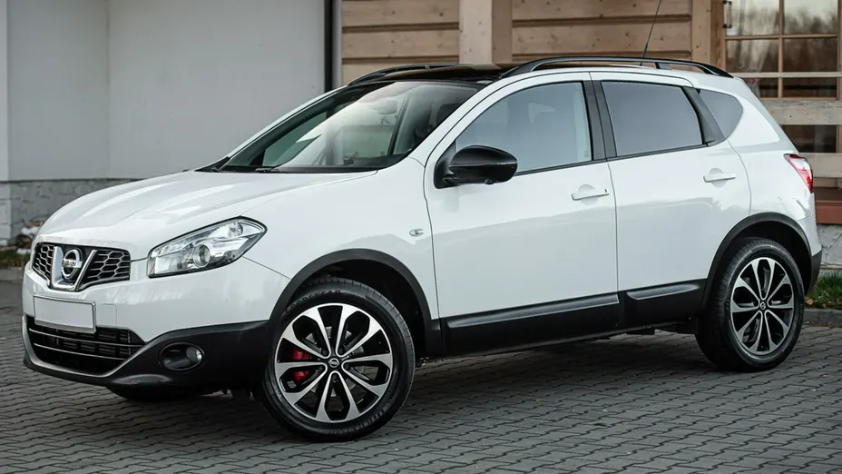 NISSAN Qashqai -