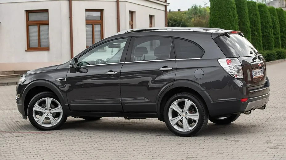 CHEVROLET Captiva -