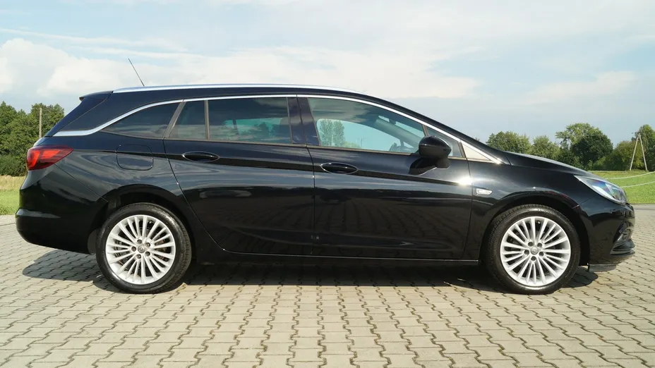 OPEL Astra -