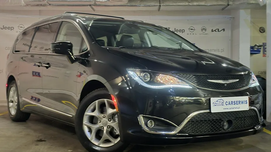 CHRYSLER Pacifica -