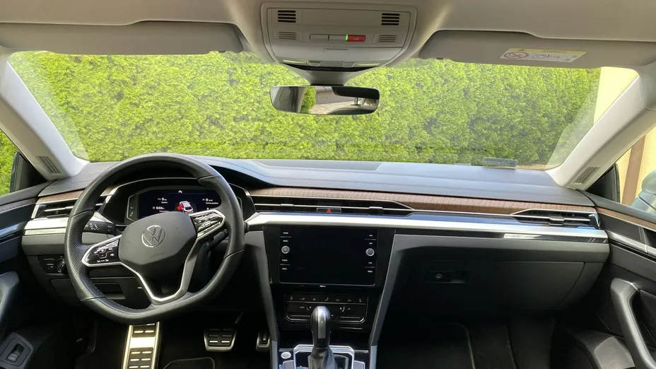 VOLKSWAGEN Arteon -