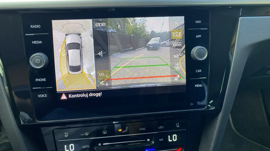 VOLKSWAGEN Arteon -