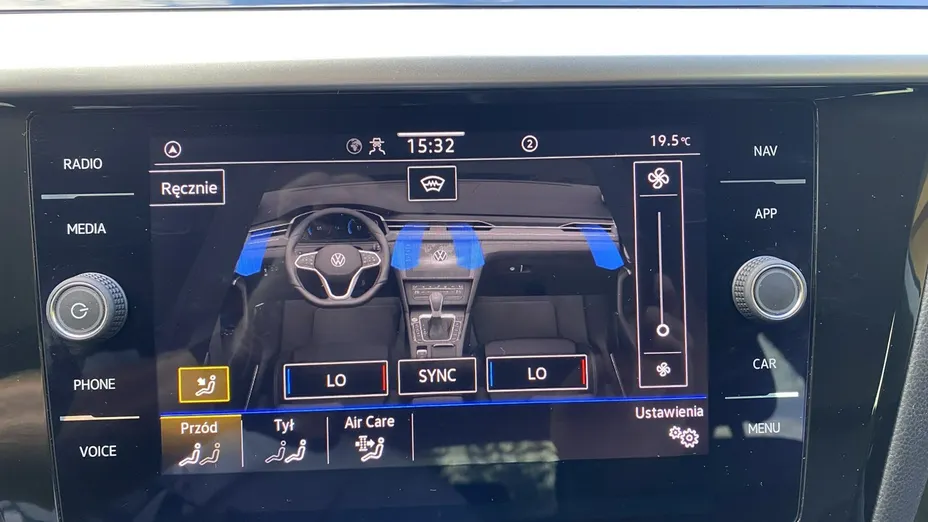 VOLKSWAGEN Arteon -