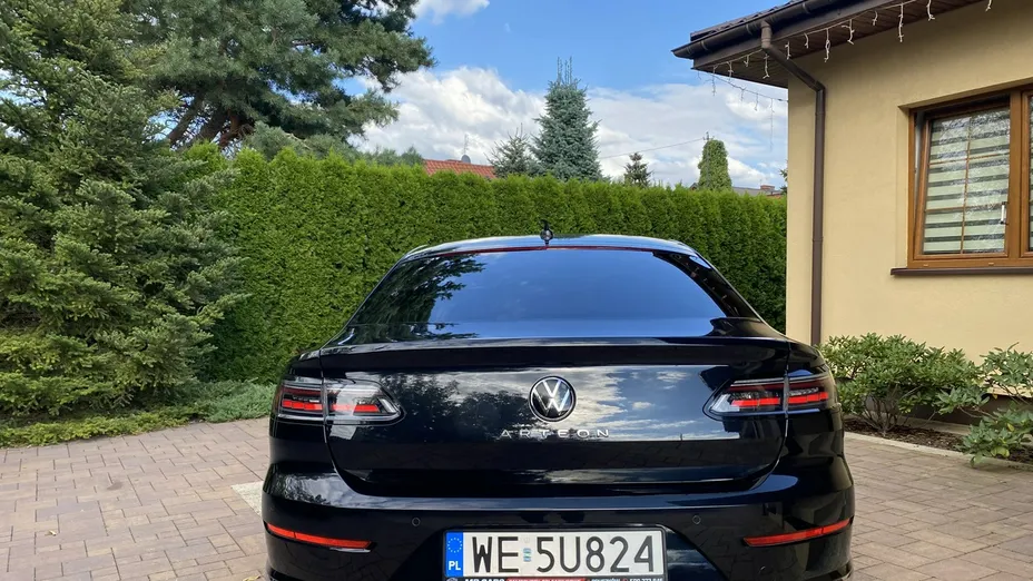VOLKSWAGEN Arteon -