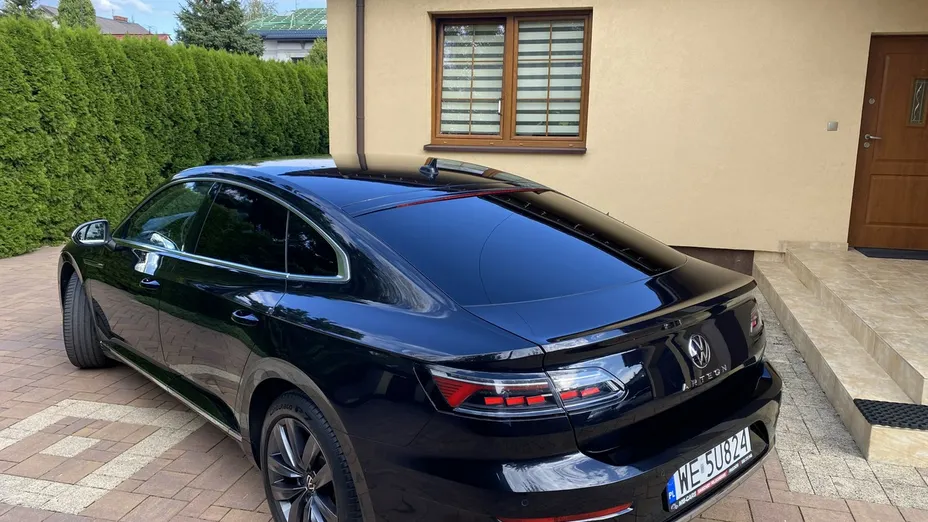 VOLKSWAGEN Arteon -