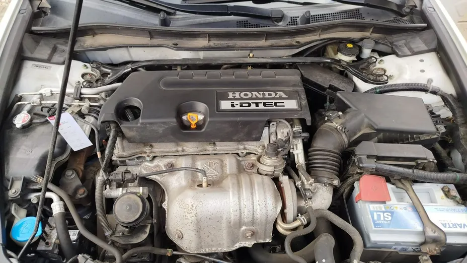 HONDA Accord -
