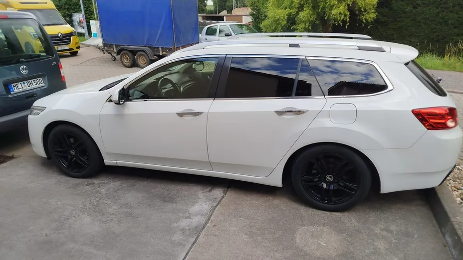 HONDA Accord -