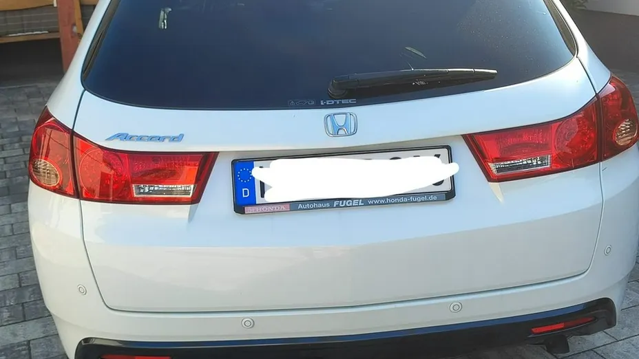 HONDA Accord -