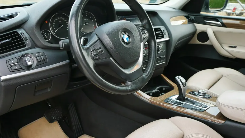 BMW X3 -
