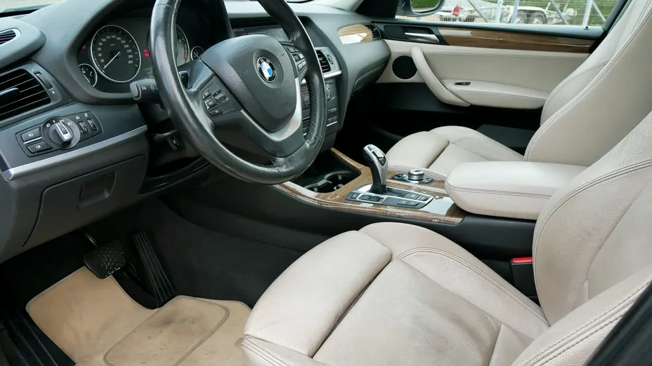 BMW X3 -