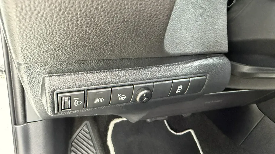 TOYOTA Corolla -